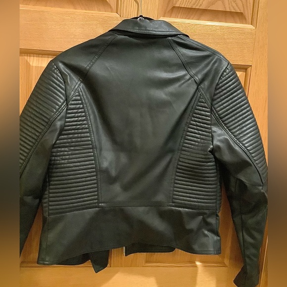 Max Studio Women’s Black Faux Leather Quilted Zippered Moto Jacket Size Large - Picture 6 of 12